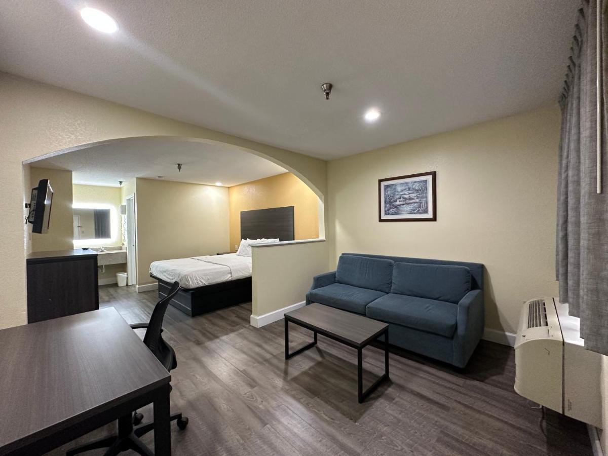 Rodeway Inn & Suites Hwy 290 Nw Houston Exteriér fotografie